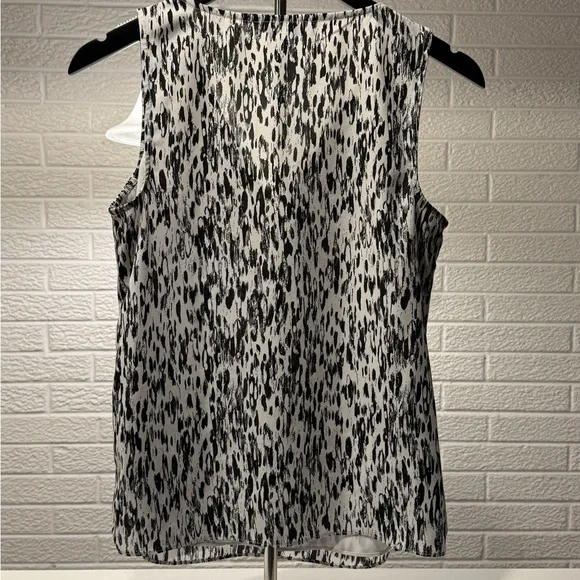 Nine West‎ Cream Sleeveless Fitted Tank Top - Picture 2 of 3